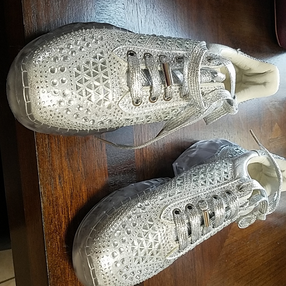 Diamond sneakers
